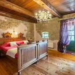 Hundefreundliche Mit Meerblick, Privatpool, Mediterranem Garten Grižane