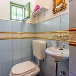 Hundefreundliche Mit Meerblick, Privatpool, Mediterranem Garten * Grižane