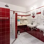 Hundefreundliche Mit Meerblick, Privatpool, Mediterranem Garten Grižane