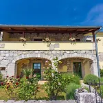 Nyaraló Hundefreundliche Mit Meerblick, Privatpool, Mediterranem Garten Grižane
