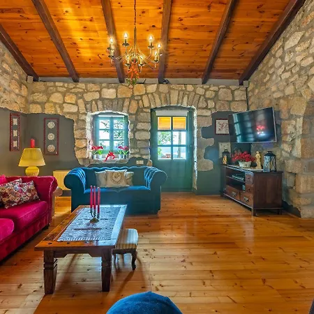 Hundefreundliche Mit Meerblick, Privatpool, Mediterranem Garten Nyaraló *