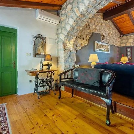 Prázdninový dům Hundefreundliche Mit Meerblick, Privatpool, Mediterranem Garten Grižane