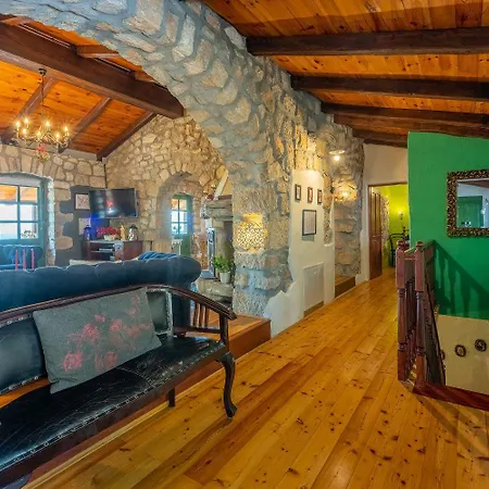 Hundefreundliche Mit Meerblick, Privatpool, Mediterranem Garten Grižane