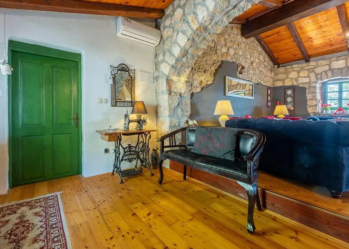 Σπίτι διακοπών Hundefreundliche Mit Meerblick, Privatpool, Mediterranem Garten Grižane