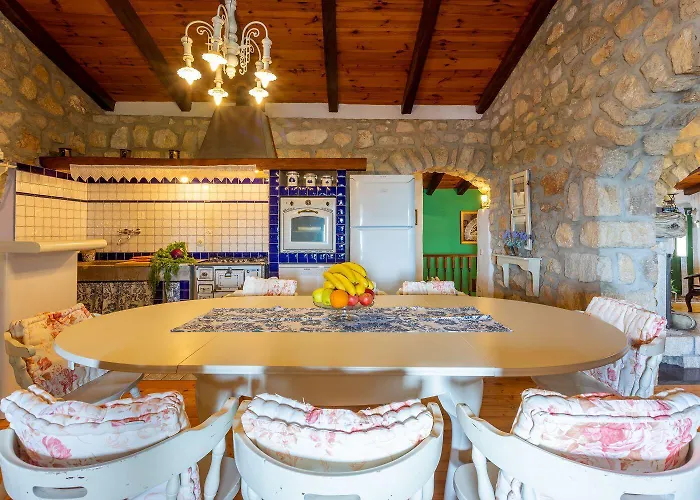 Σπίτι διακοπών Hundefreundliche Mit Meerblick, Privatpool, Mediterranem Garten Grižane